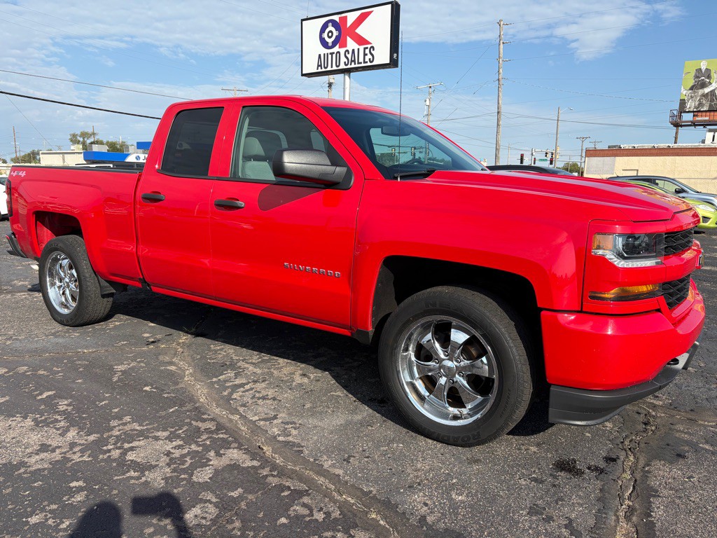 2017 Chevrolet Silverado 1500 Image 3