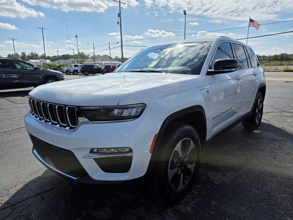 2024 Jeep Grand Cherokee Image 2