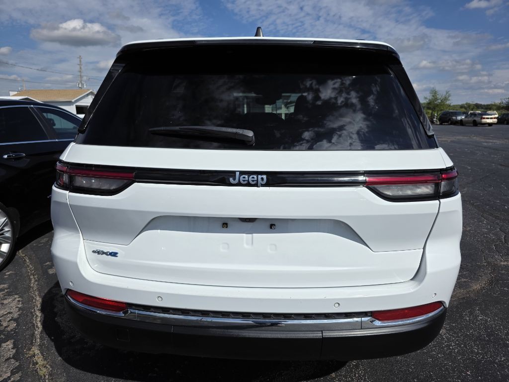 2024 Jeep Grand Cherokee Image 4