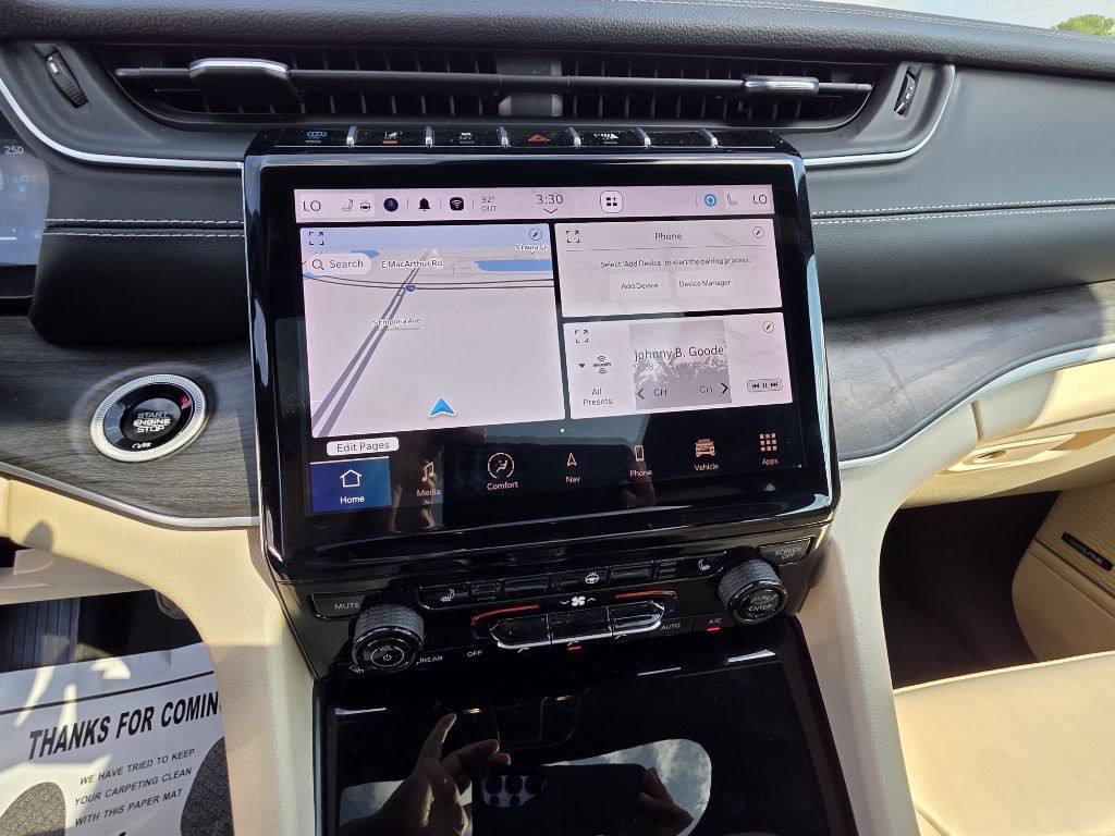 2024 Jeep Grand Cherokee Image 12