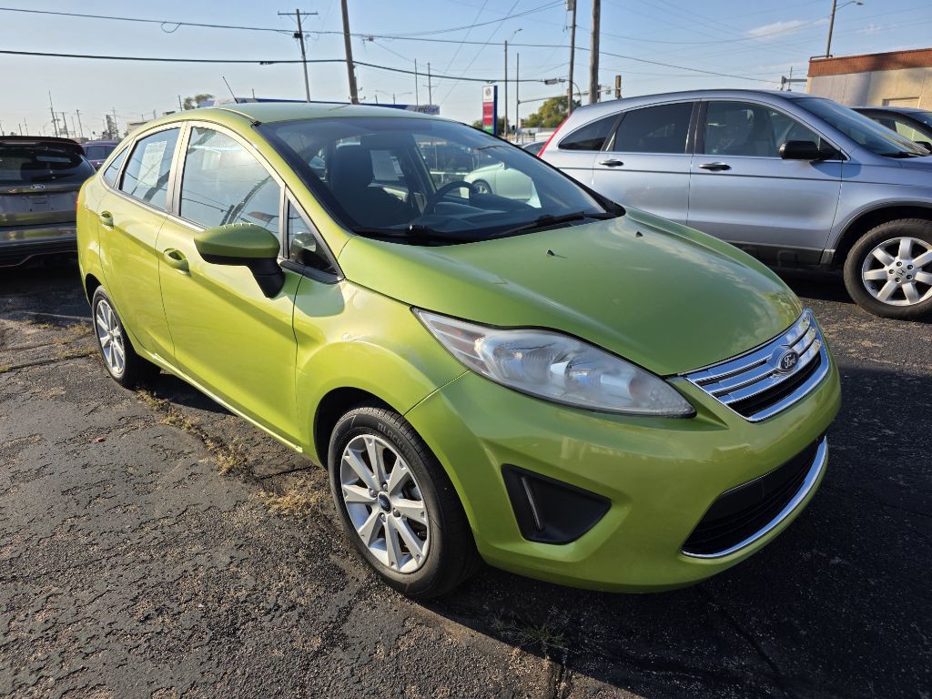 2011 Ford Fiesta Image 6