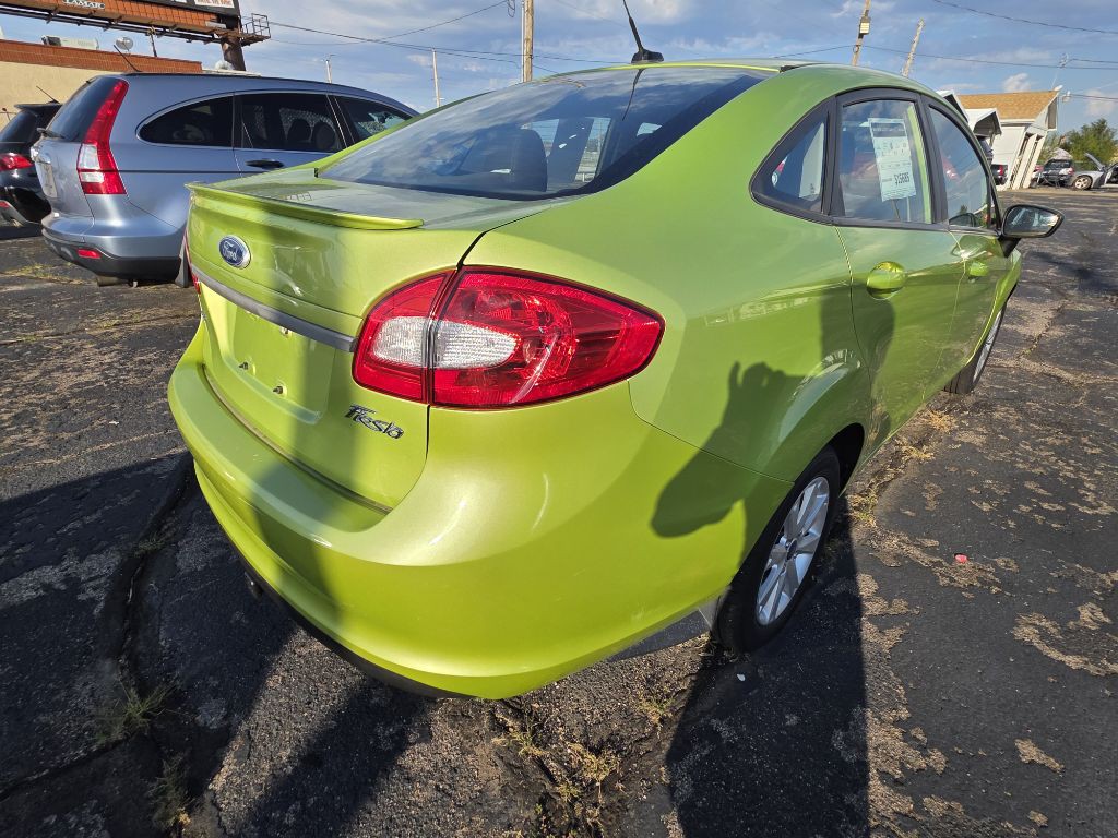 2011 Ford Fiesta Image 7