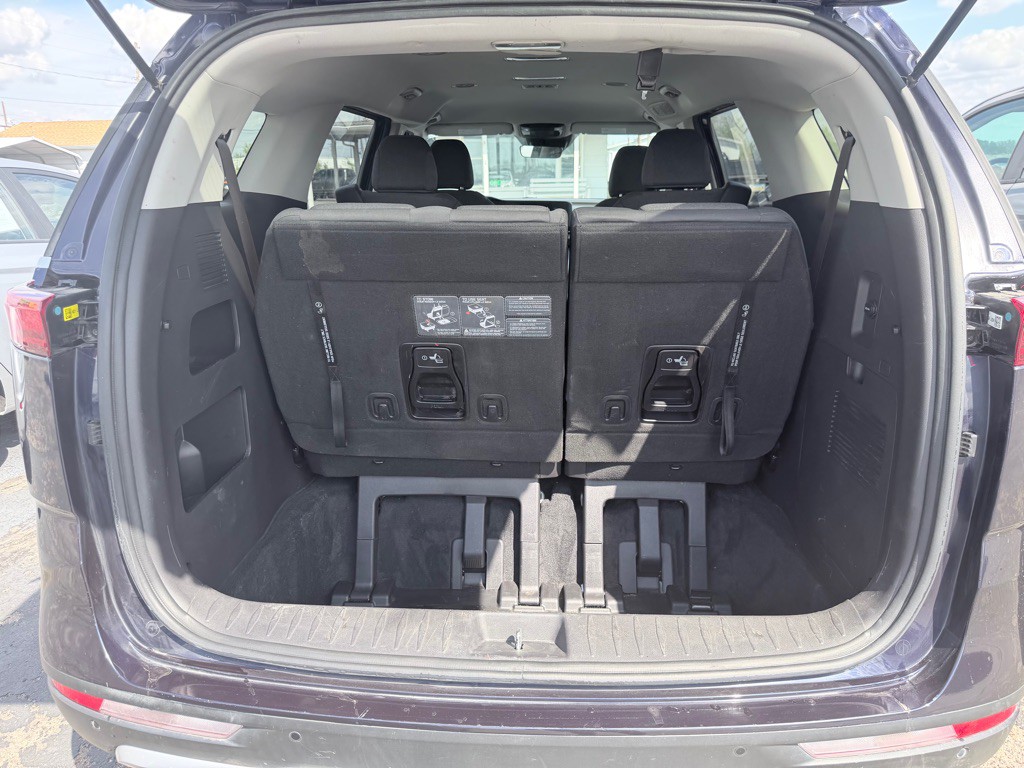 2022 Kia Carnival Image 6