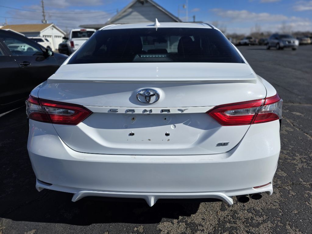2019 Toyota Camry Image 6