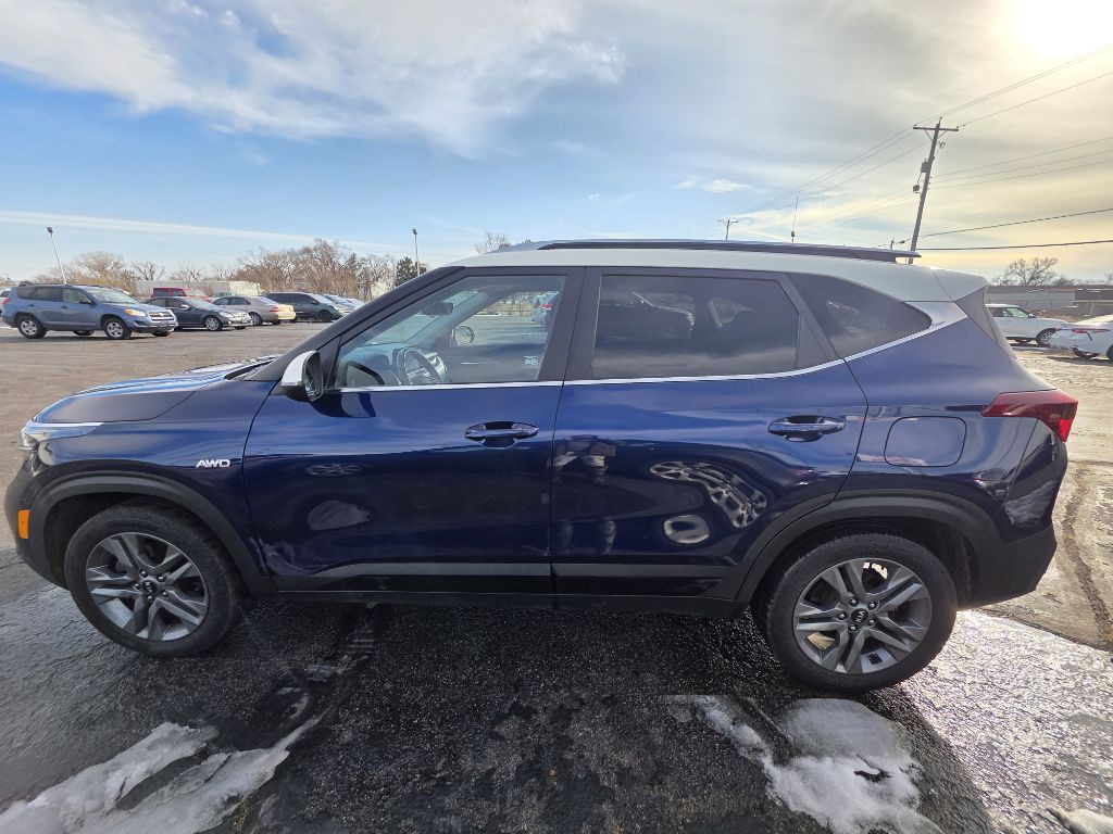 2021 Kia Seltos Image 3