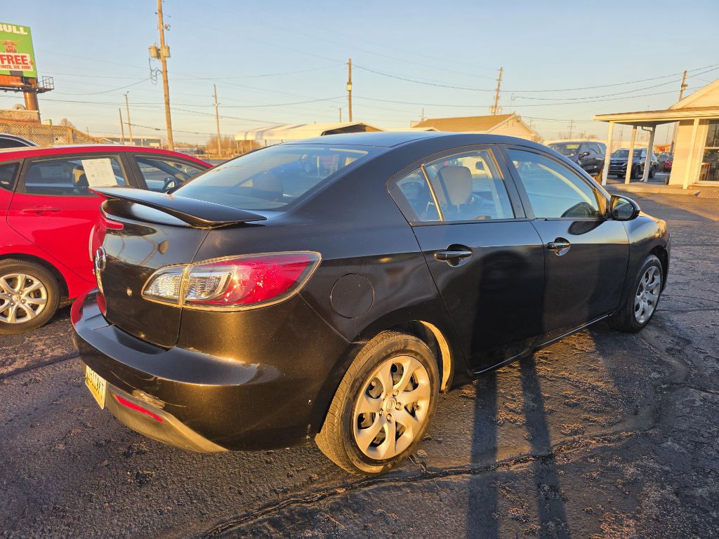 2010 Mazda Mazda3 Image 3