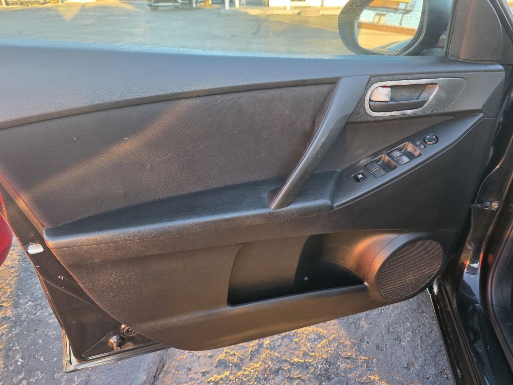 2010 Mazda Mazda3 Image 8