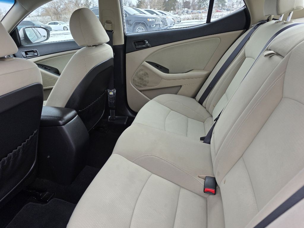 2015 Kia Optima Image 9