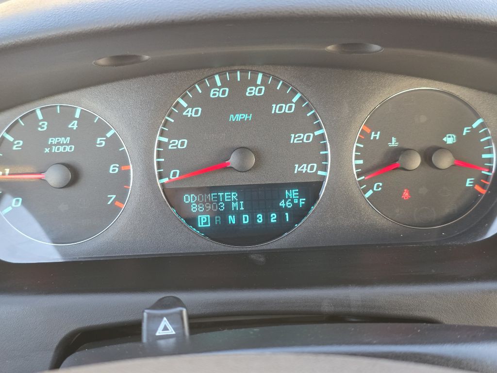 2010 Chevrolet Impala Image 14