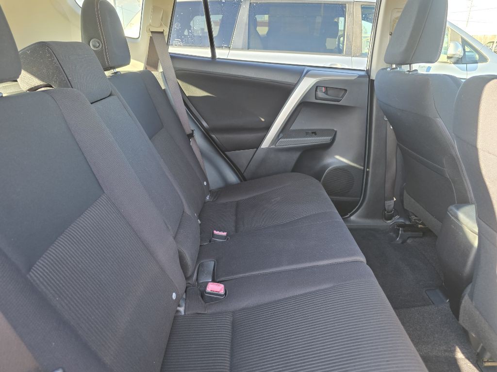 2013 Toyota Rav4 Image 11