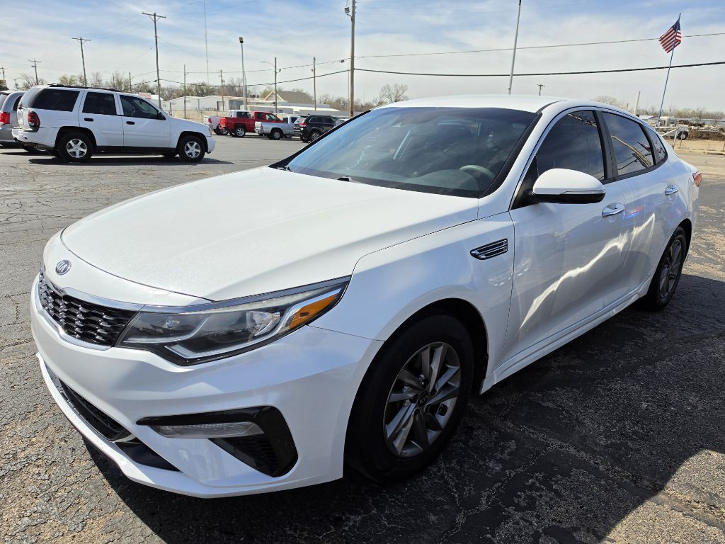 2020 Kia Optima Image 1