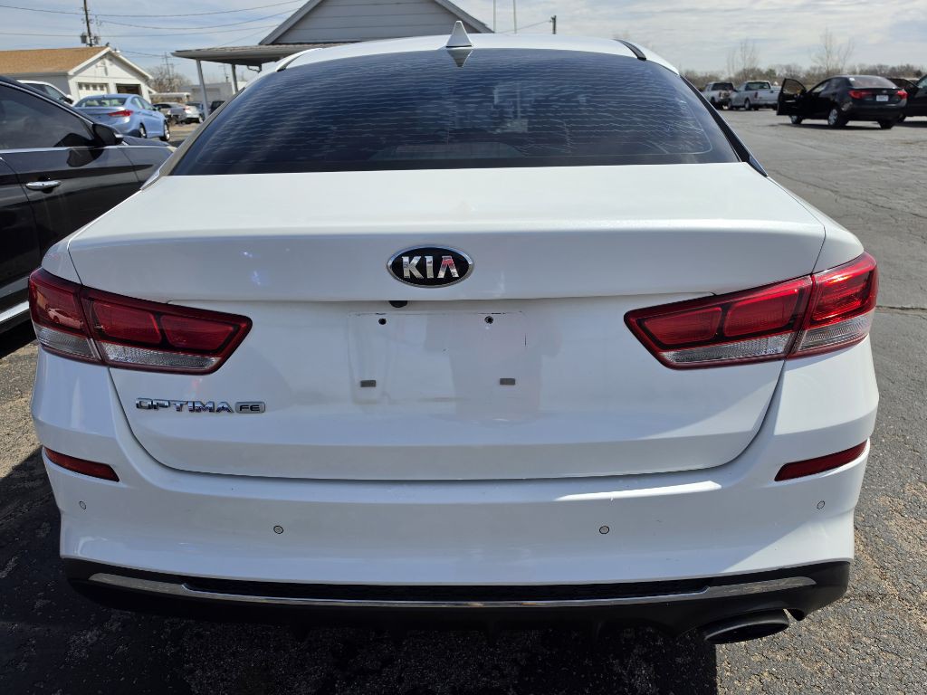 2020 Kia Optima Image 2