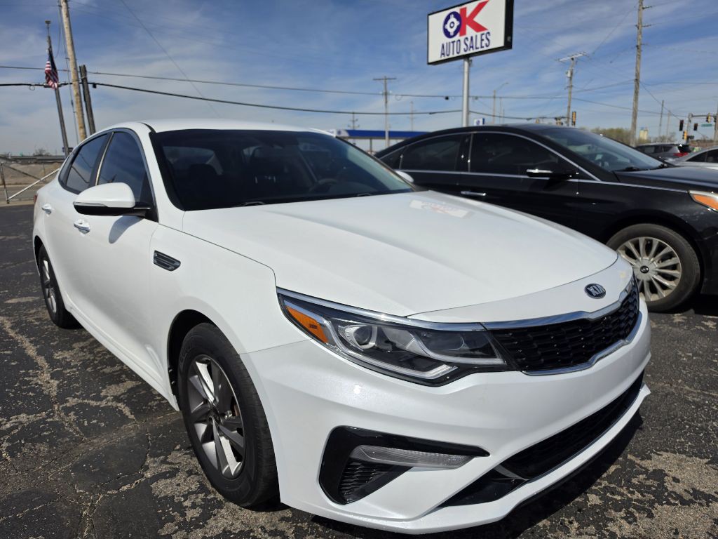 2020 Kia Optima Image 4