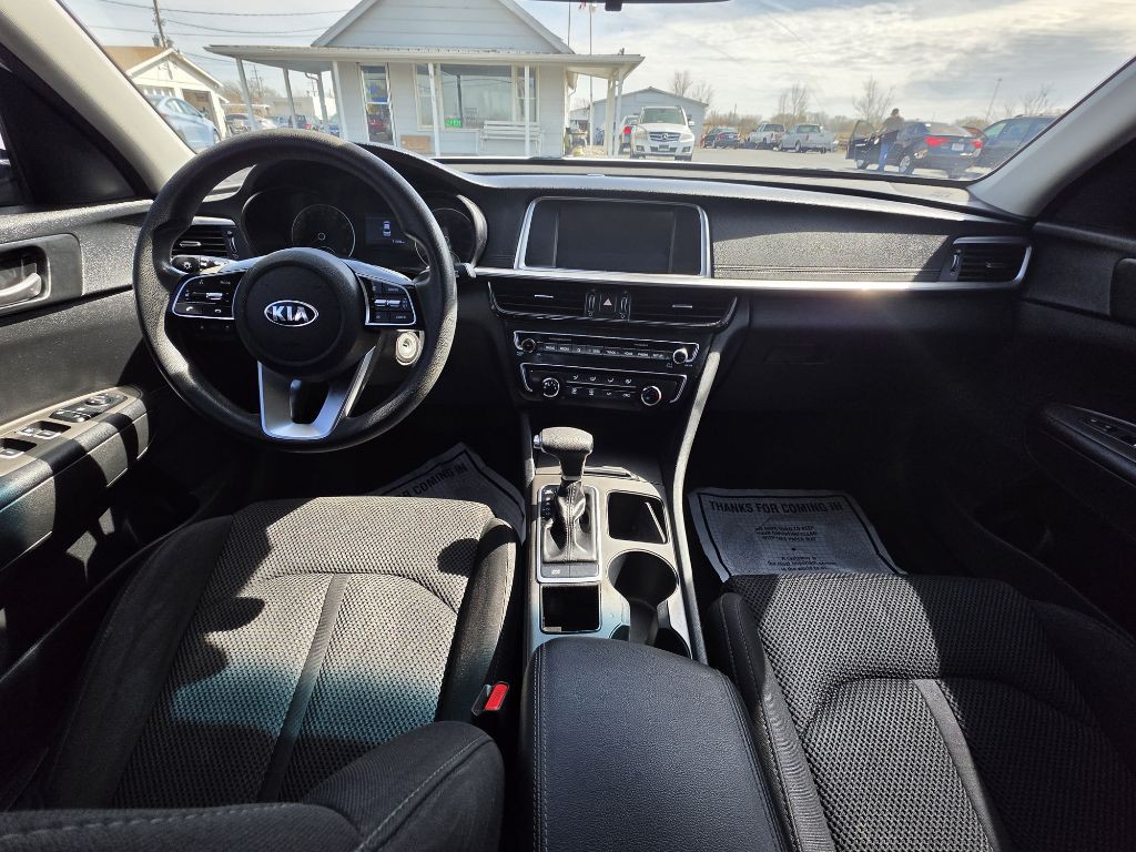 2020 Kia Optima Image 11