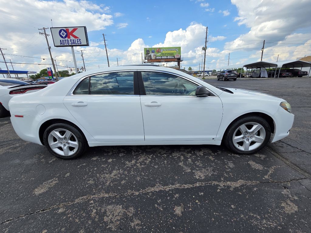 2013 Chevrolet Malibu Image 6