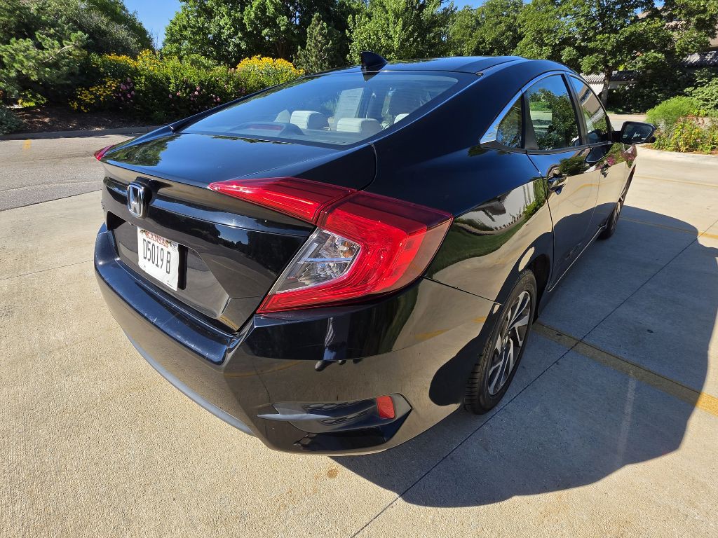 2017 Honda Civic Image 5