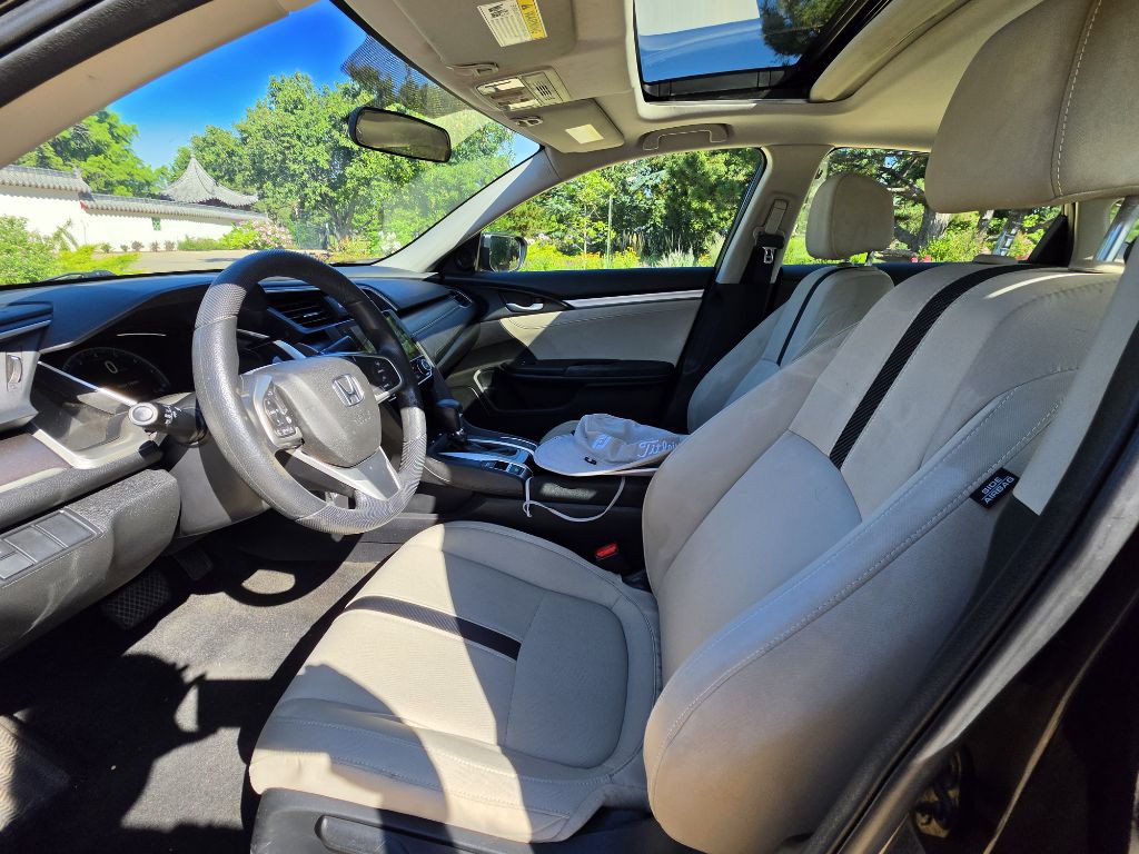 2017 Honda Civic Image 7