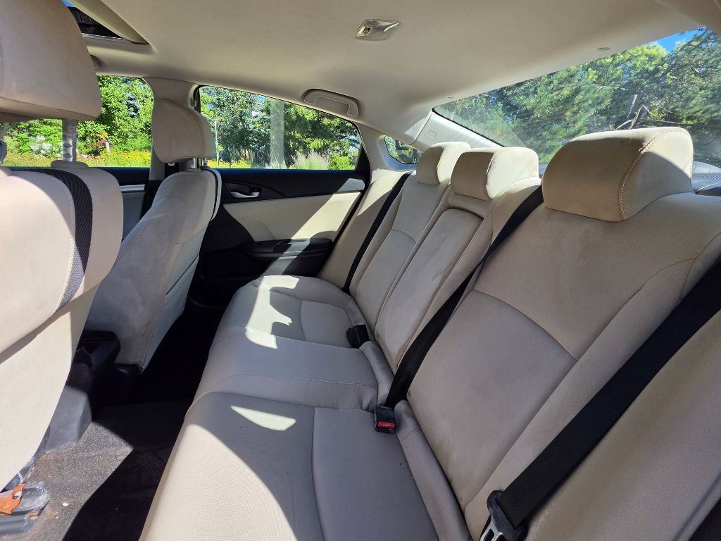 2017 Honda Civic Image 10