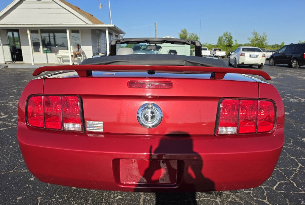 2008 Ford Mustang Image 4