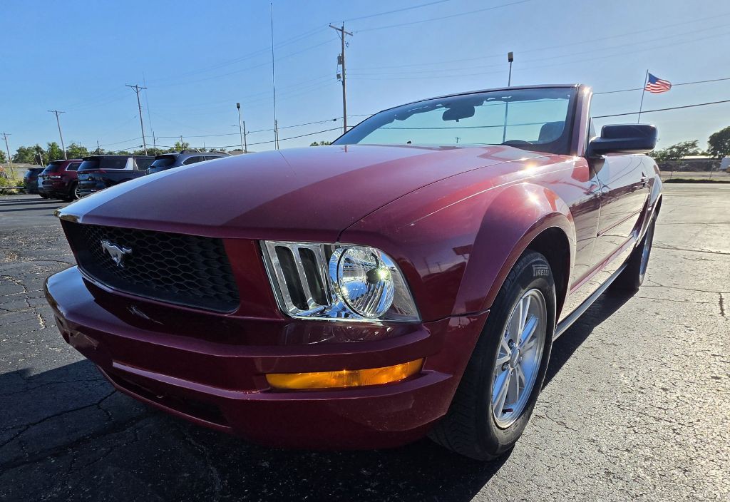 2008 Ford Mustang Image 9