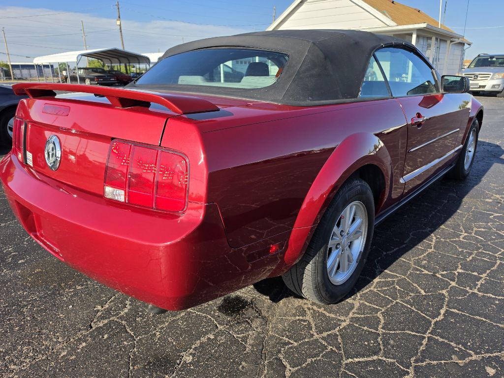 2008 Ford Mustang Image 23