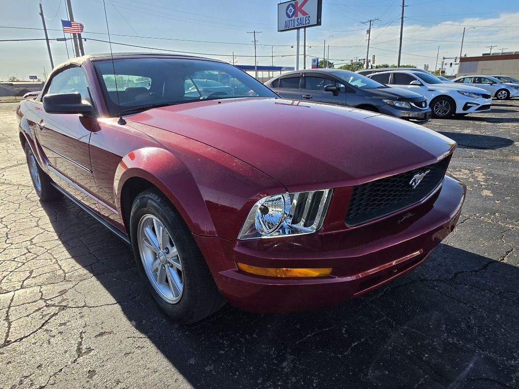 2008 Ford Mustang Image 25