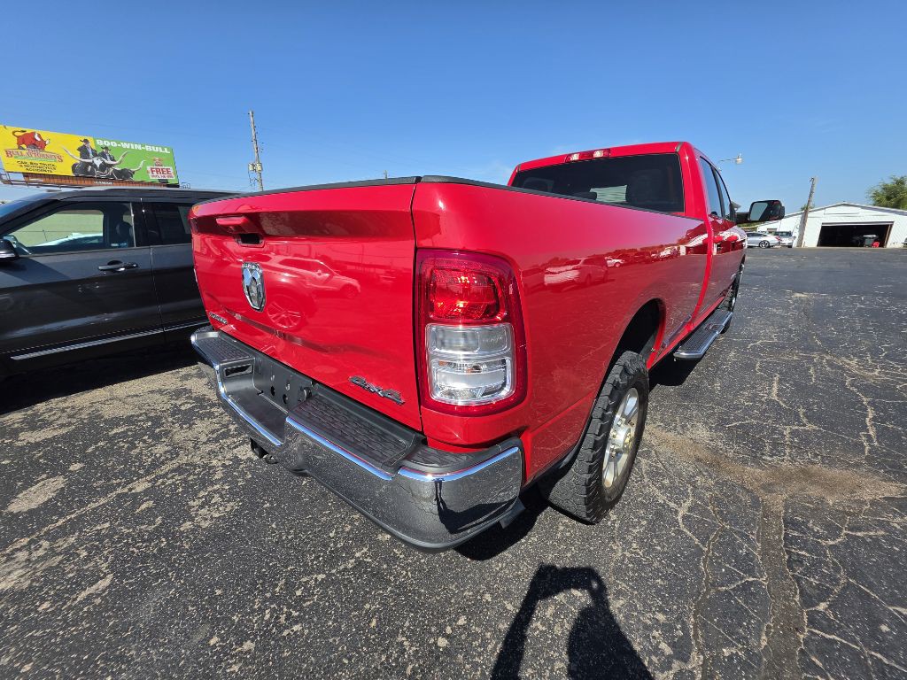 2022 RAM 3500 Image 2