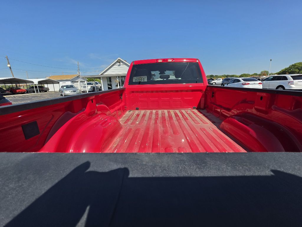 2022 RAM 3500 Image 7