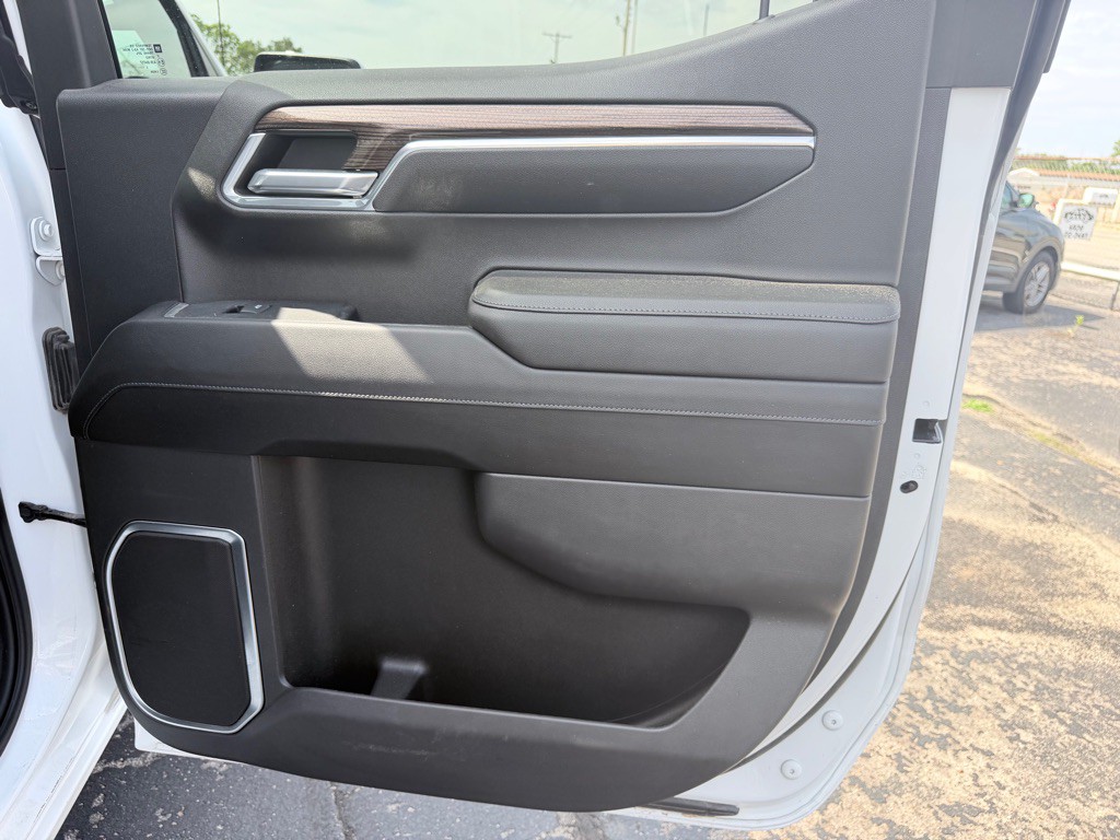 2023 Chevrolet Silverado 1500 Image 13