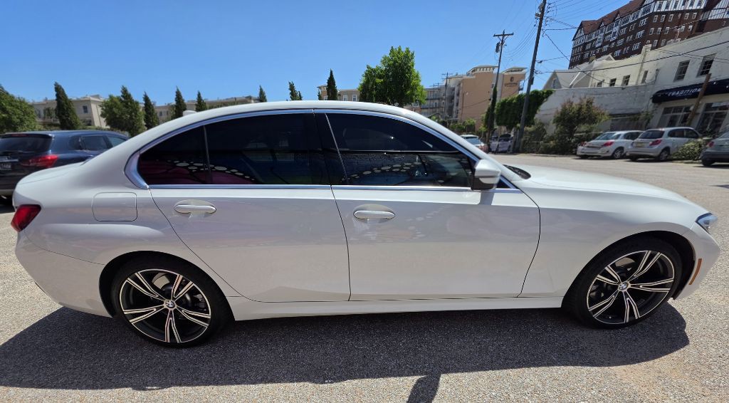 2021 BMW 3 Series Image 3