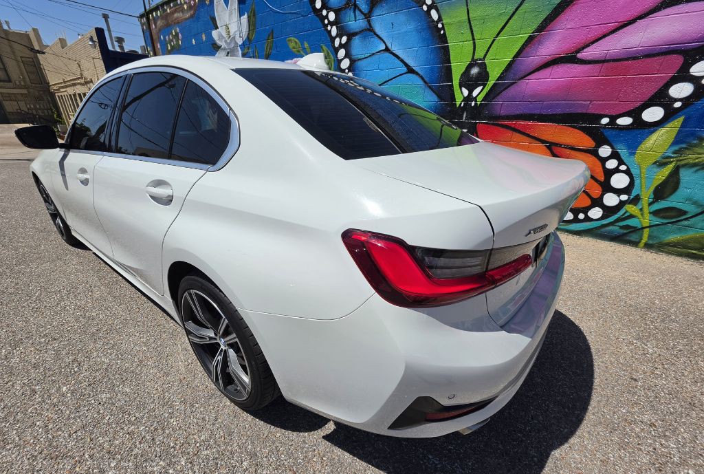 2021 BMW 3 Series Image 6