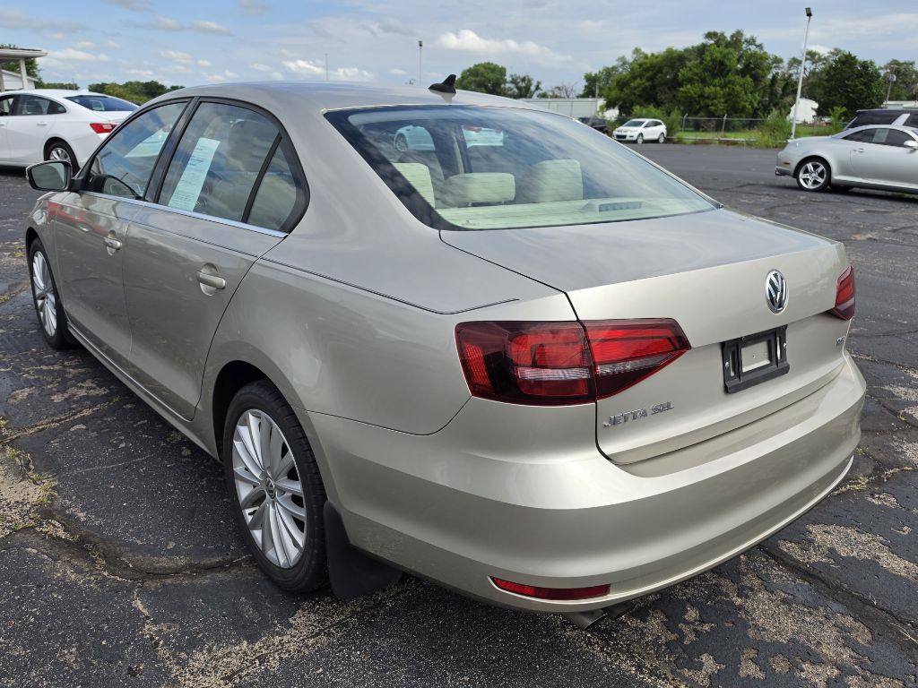 2016 Volkswagen Jetta Image 4