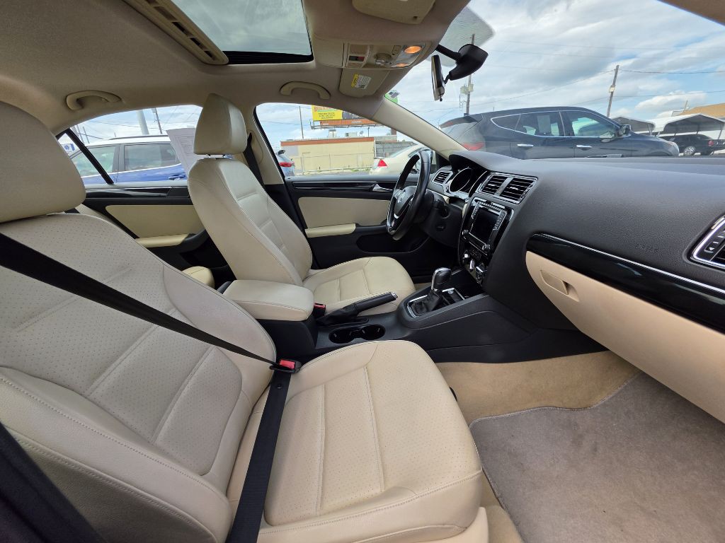 2016 Volkswagen Jetta Image 19
