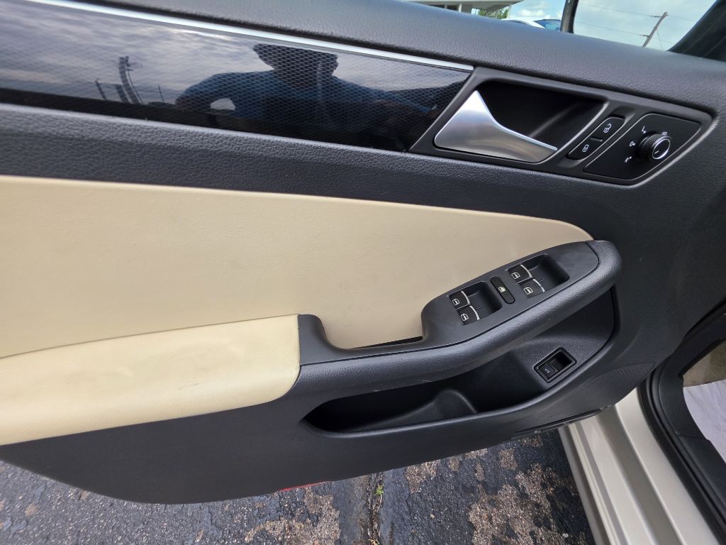 2016 Volkswagen Jetta Image 26
