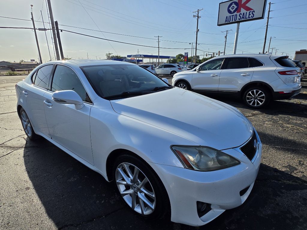 2012 Lexus IS Image 5