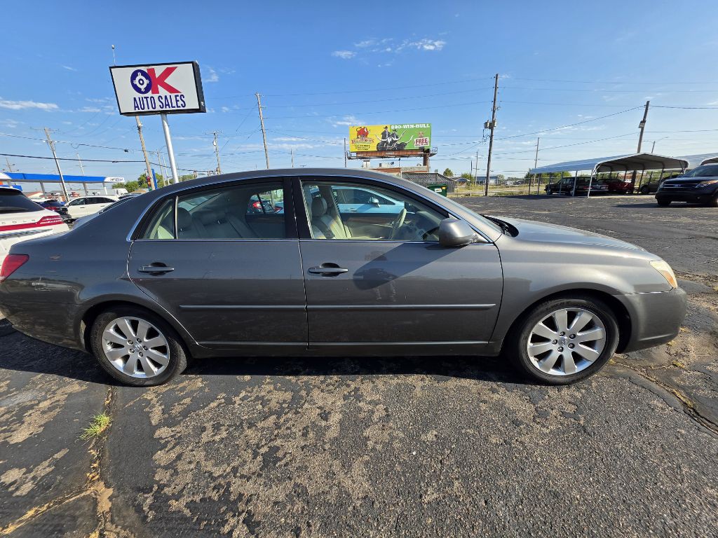 2007 Toyota Avalon Image 8