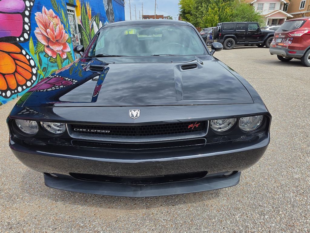 2010 Dodge Challenger Image 2