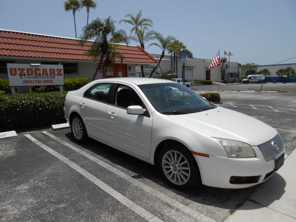 2009 Mercury Milan Image 8