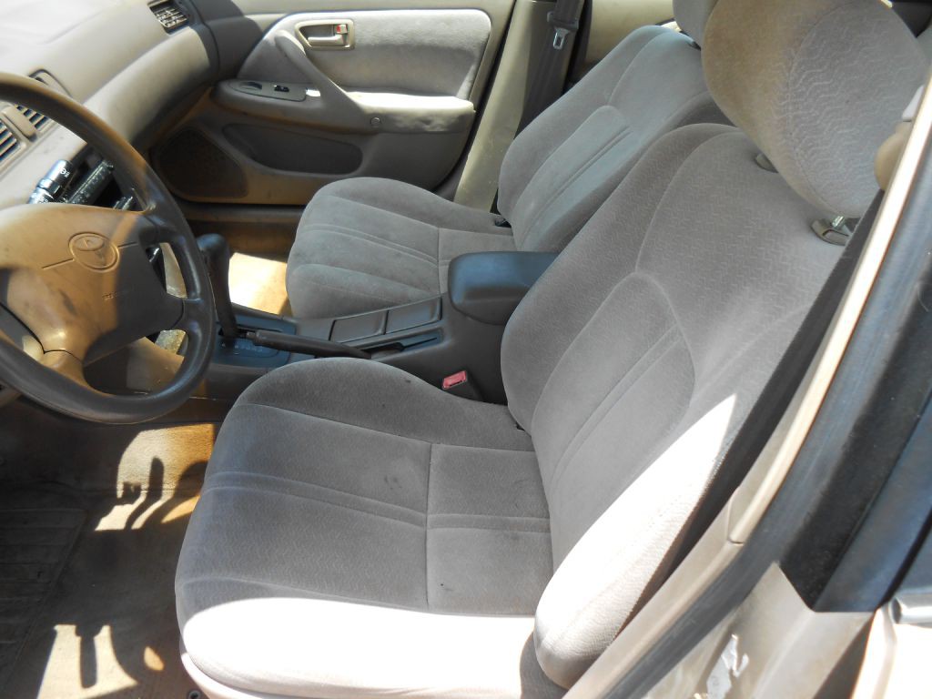 1997 Toyota Camry Image 9