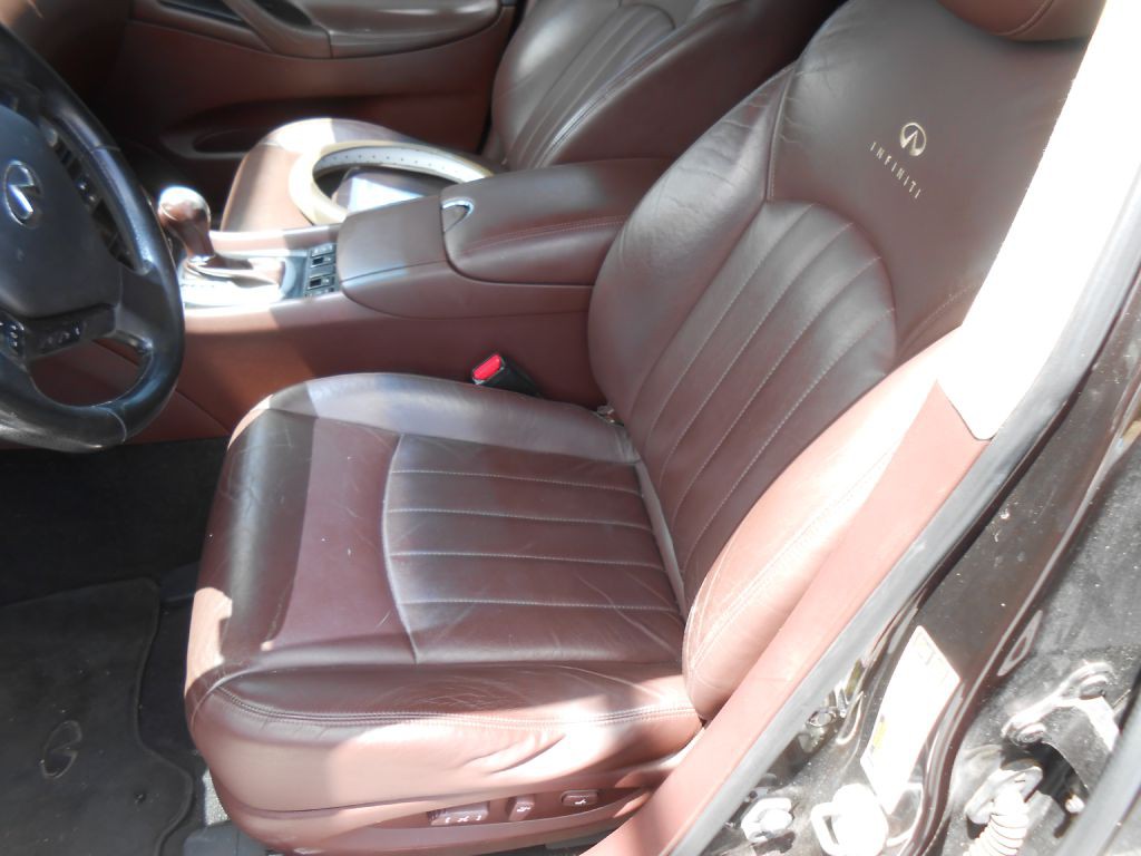 2008 INFINITI EX35 Image 10
