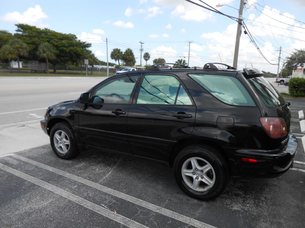 1999 Lexus RX 300 Image 3