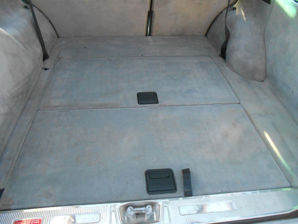 1994 Mercedes-Benz E-Class Image 32