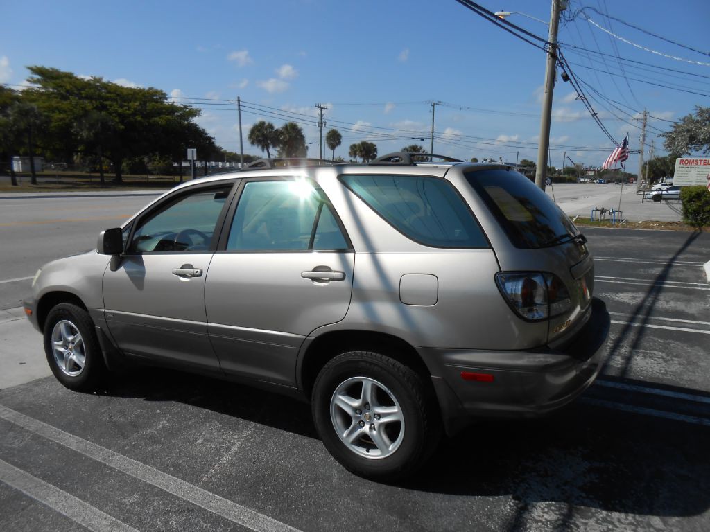 2002 Lexus RX 300 Image 3