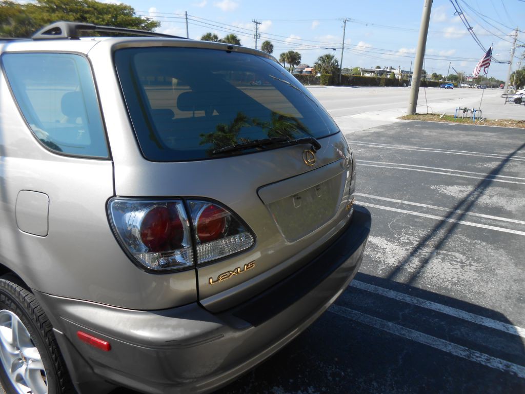 2002 Lexus RX 300 Image 4