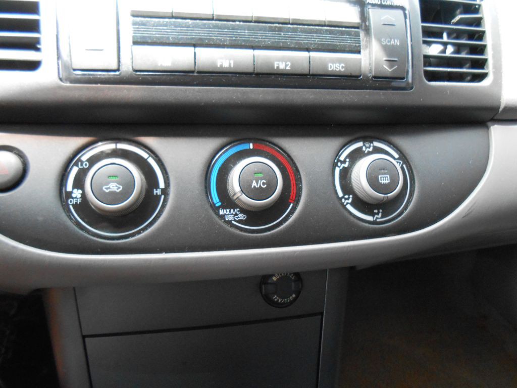 2005 Toyota Camry Image 13
