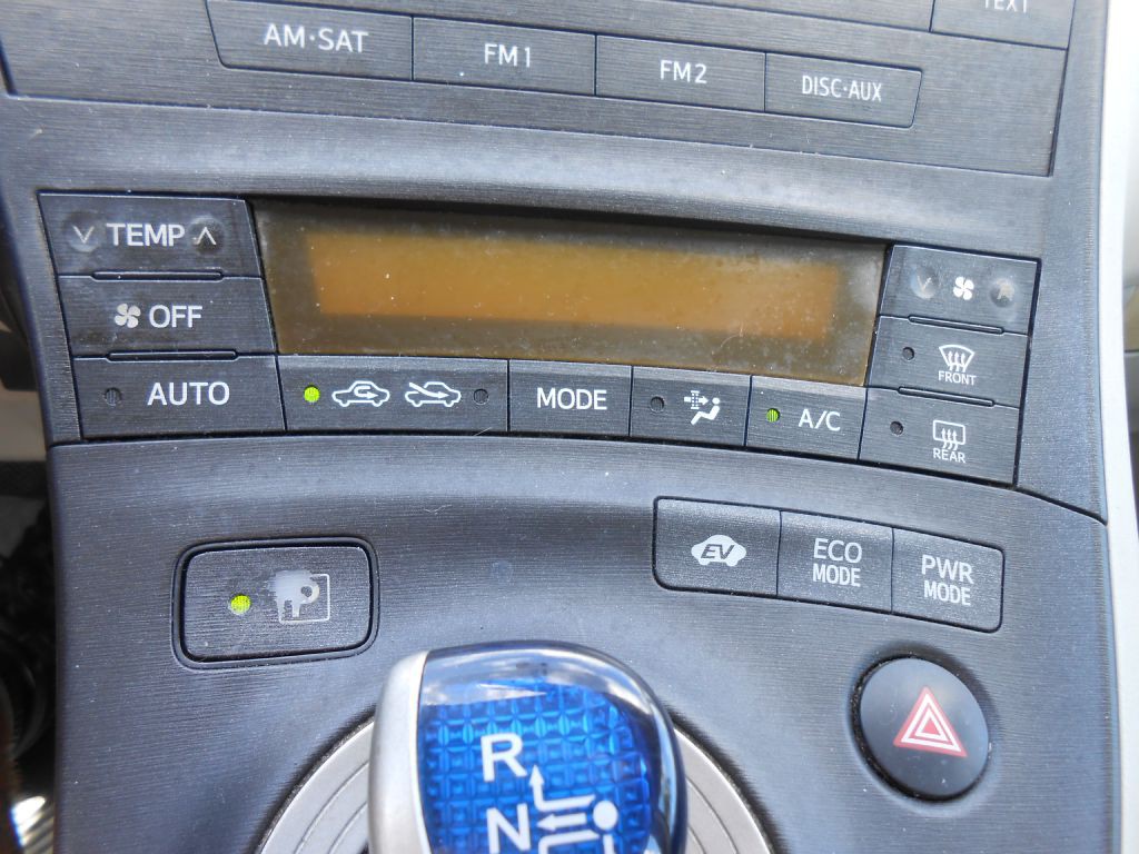 2011 Toyota Prius Image 16