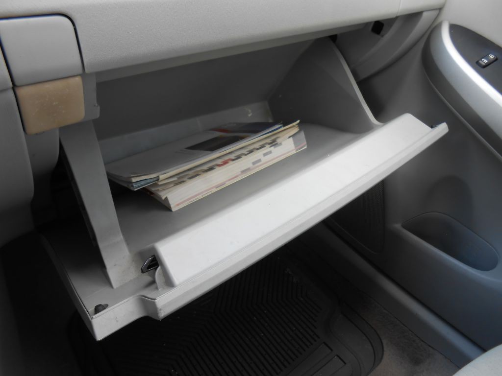 2011 Toyota Prius Image 17