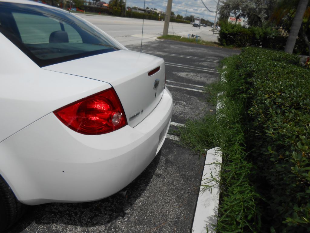 2009 Chevrolet Cobalt Image 4