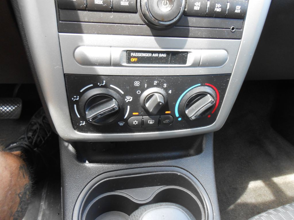 2009 Chevrolet Cobalt Image 14