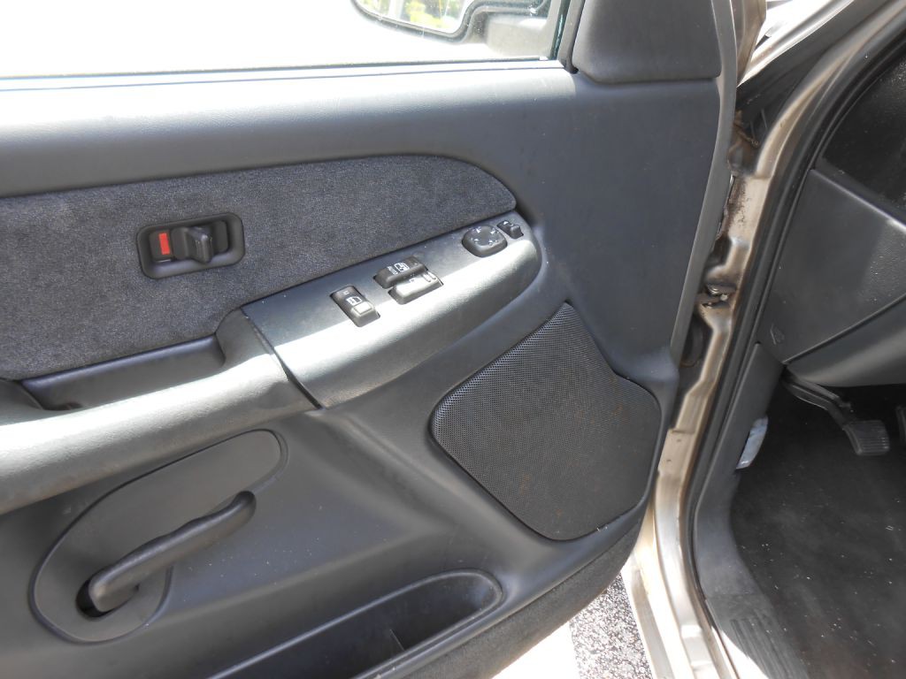 2001 Chevrolet Silverado 1500 Image 16